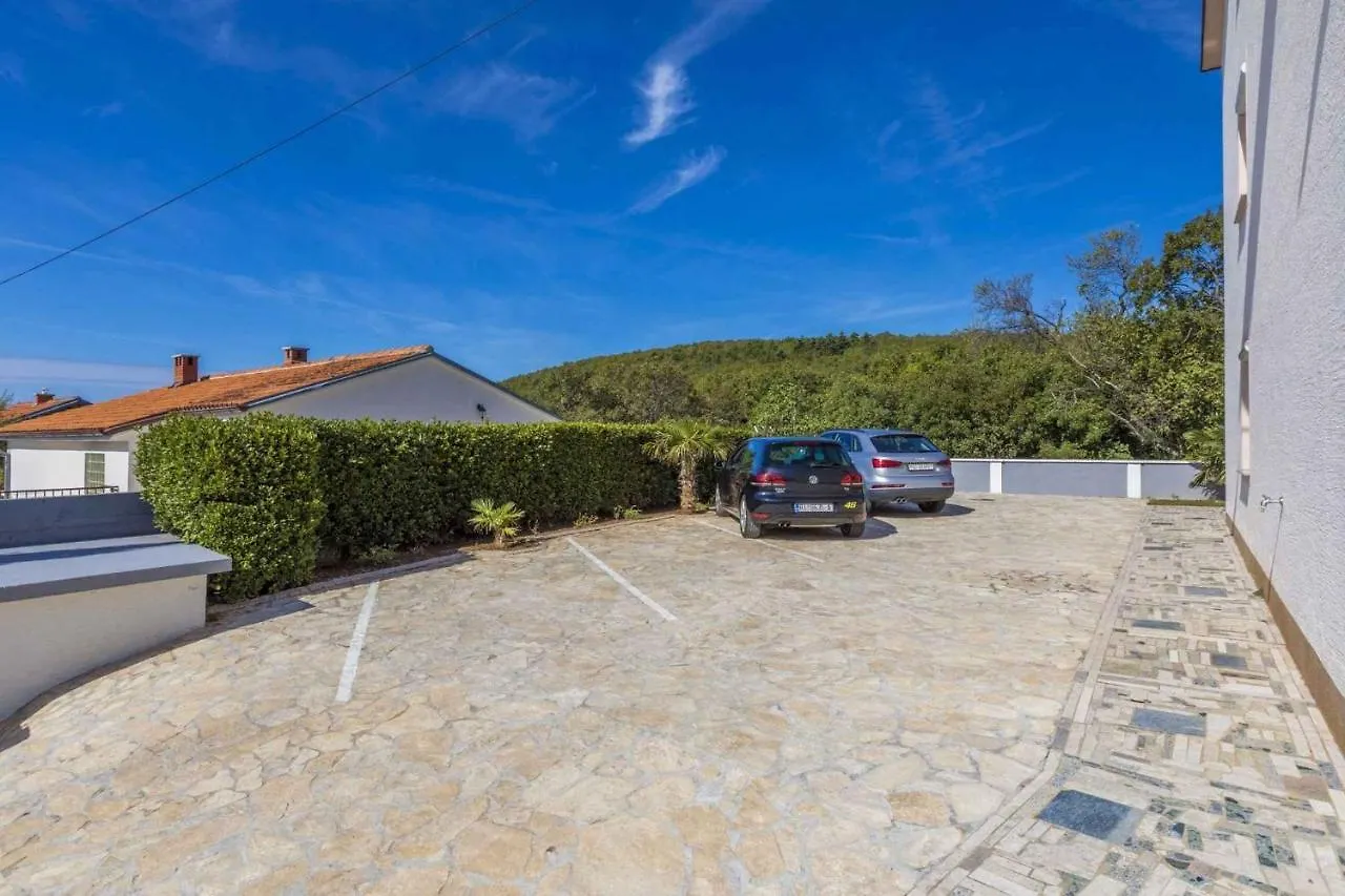 Apartments In Povile 39116