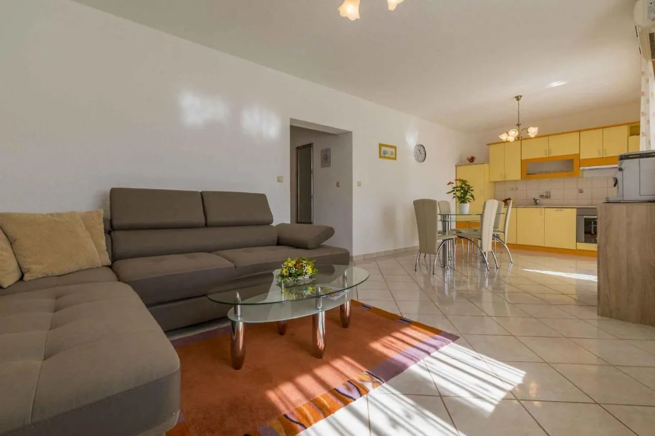 Apartments In Povile 39116