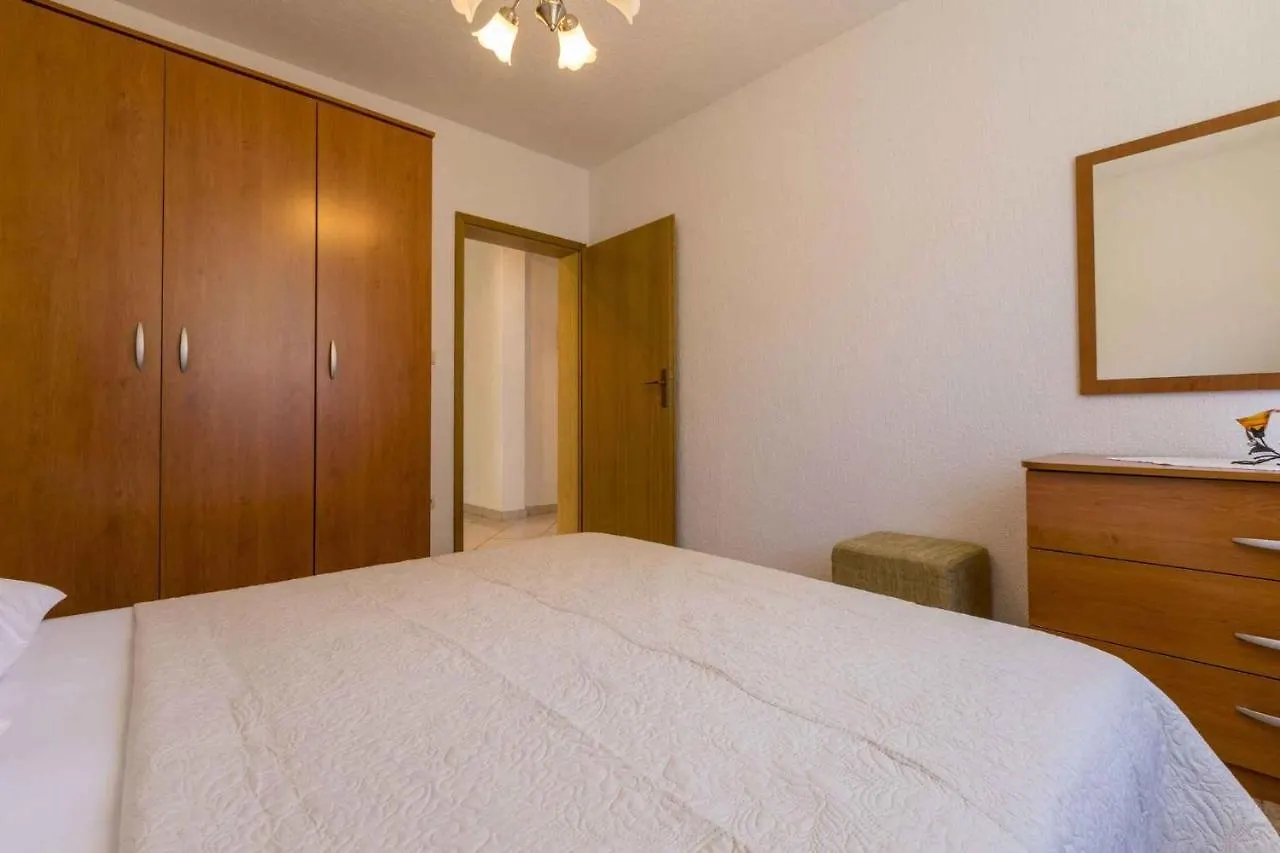 Apartments In Povile 39116