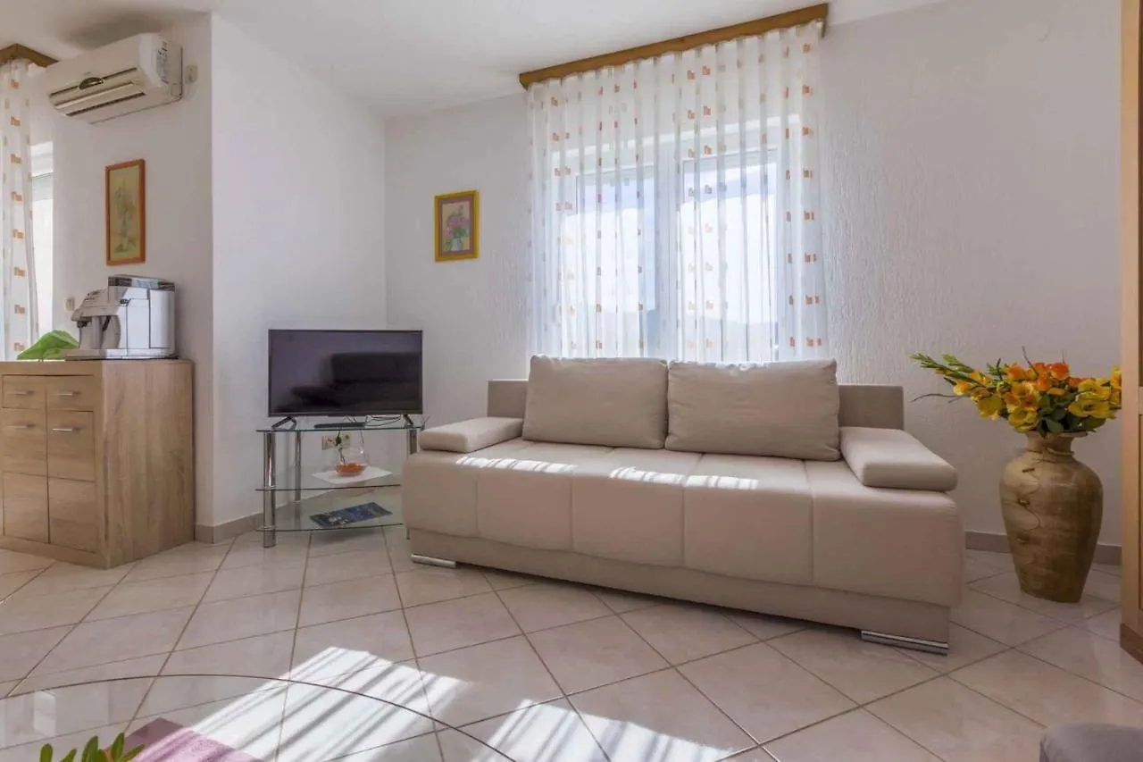 Apartments In Povile 39116