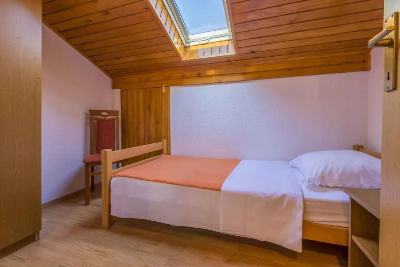 Apartments In Povile 39116