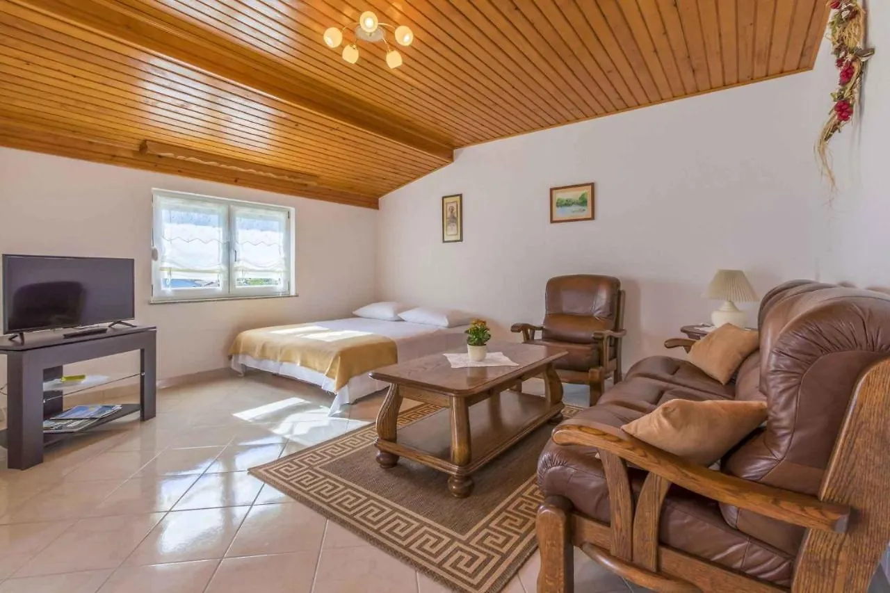 Apartments In Povile 39116 Croatia