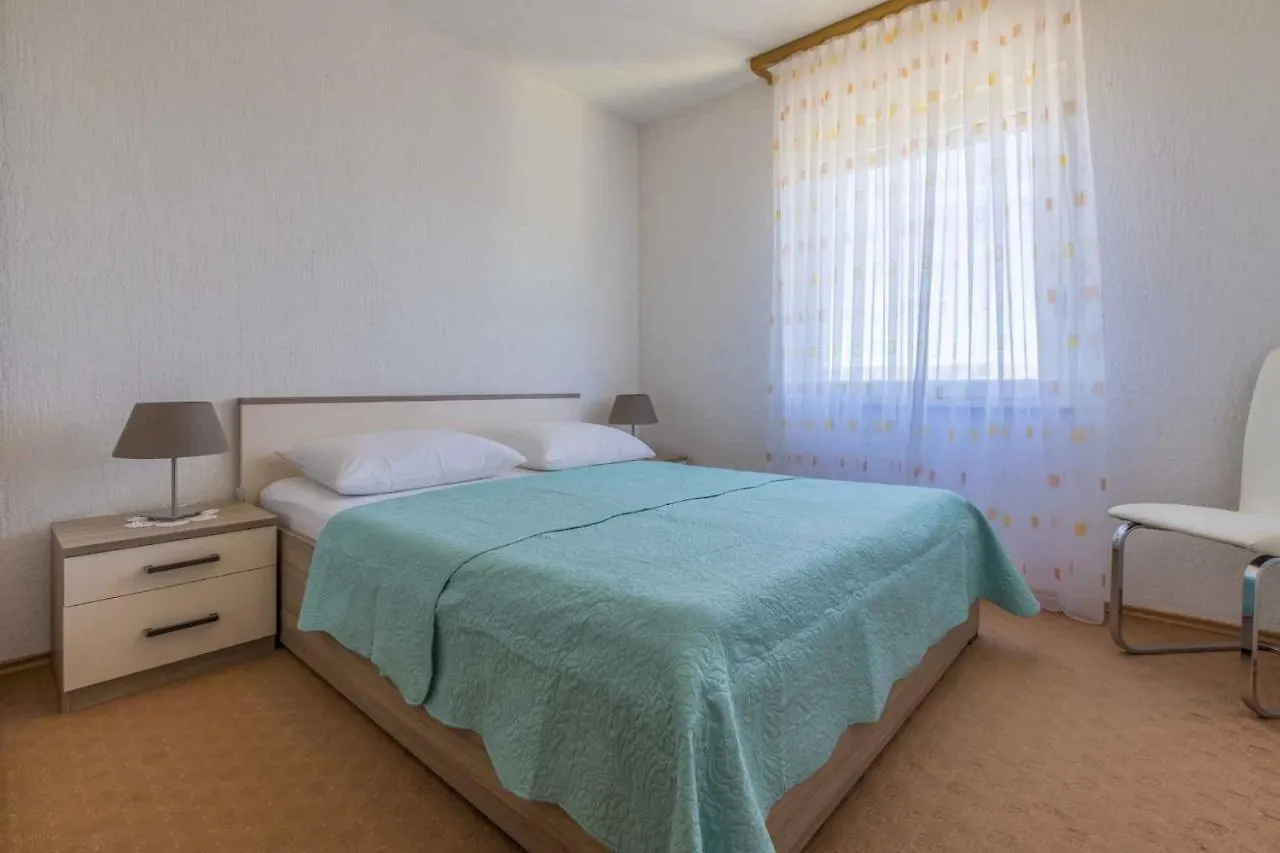 Apartments In Povile 39116 Croatia