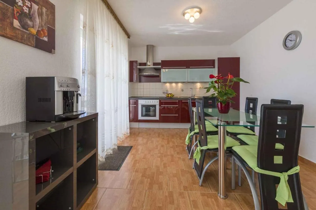 Apartments In Povile 39116