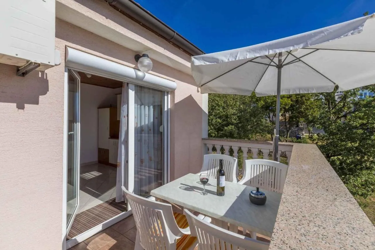 Apartments In Povile 39116 Croatia