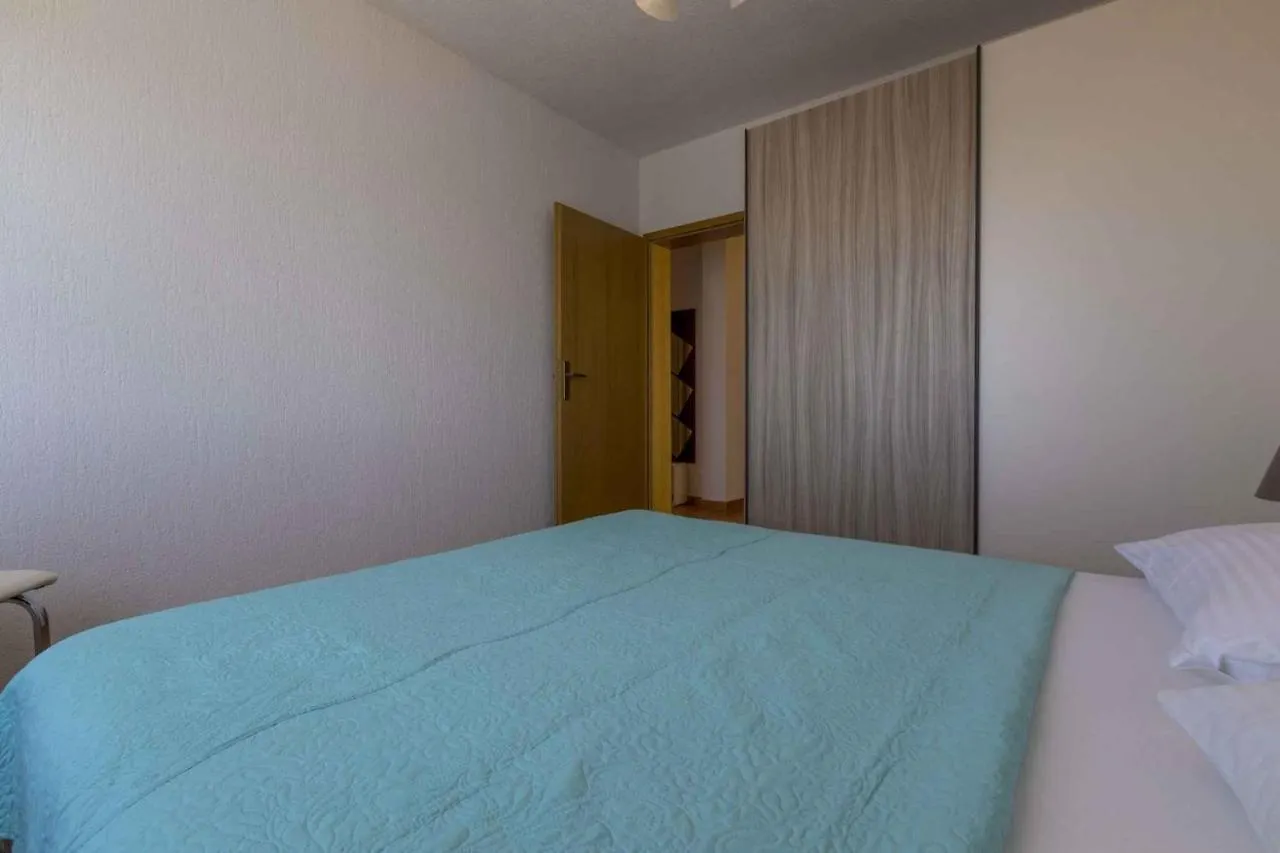 Apartments In Povile 39116