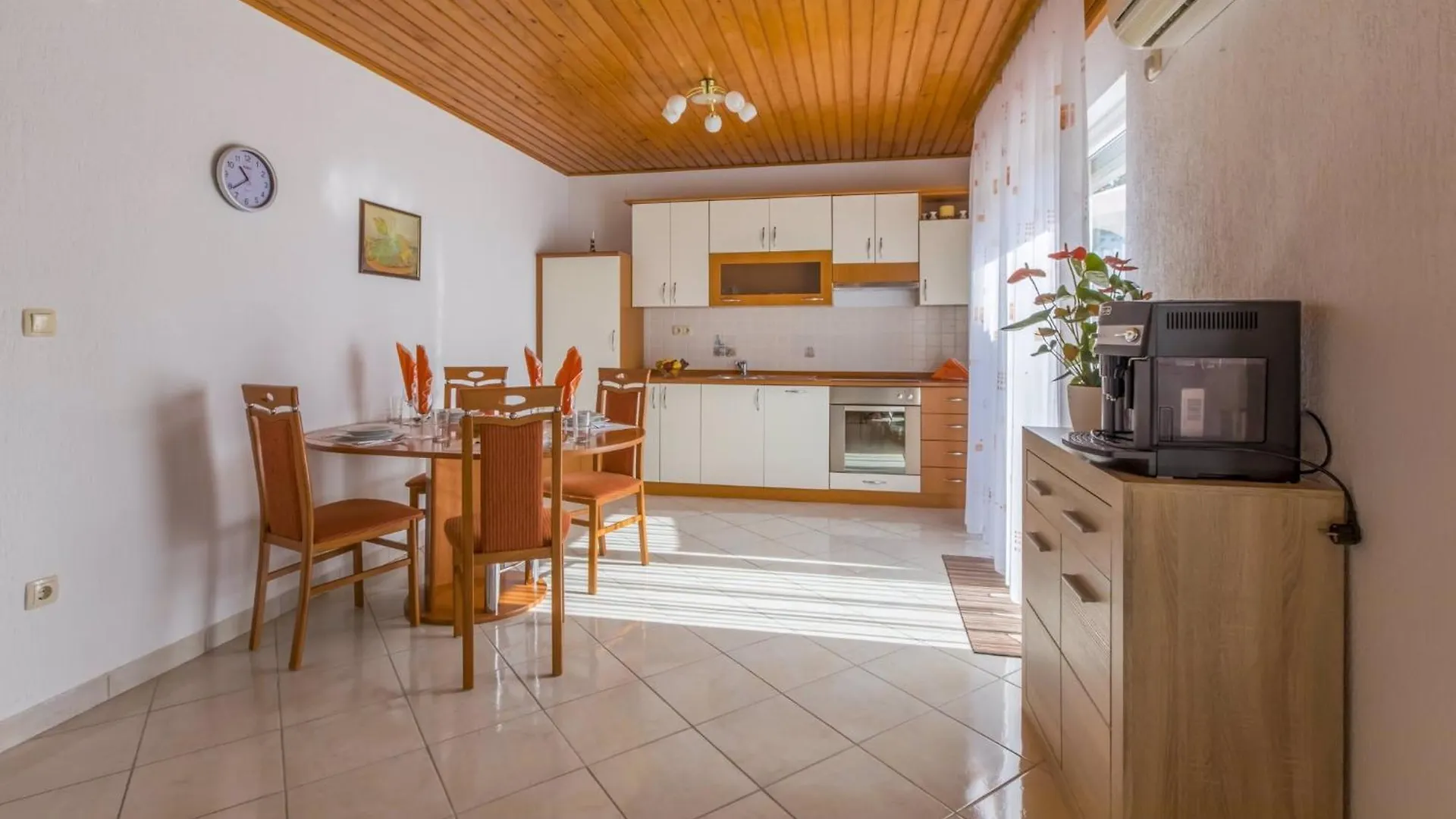 Apartments In Povile 39116