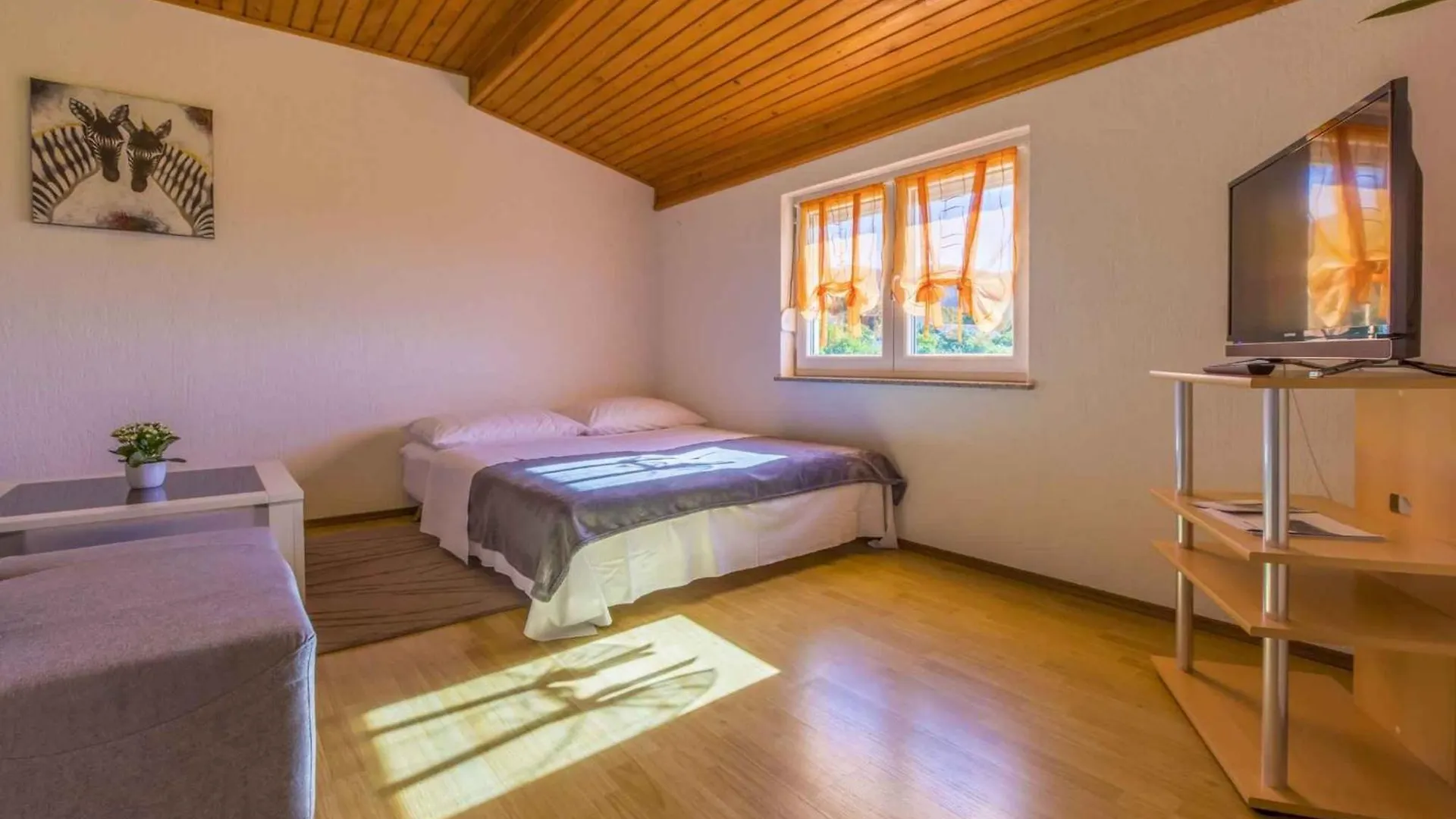 Apartments In Povile 39116 Croatia