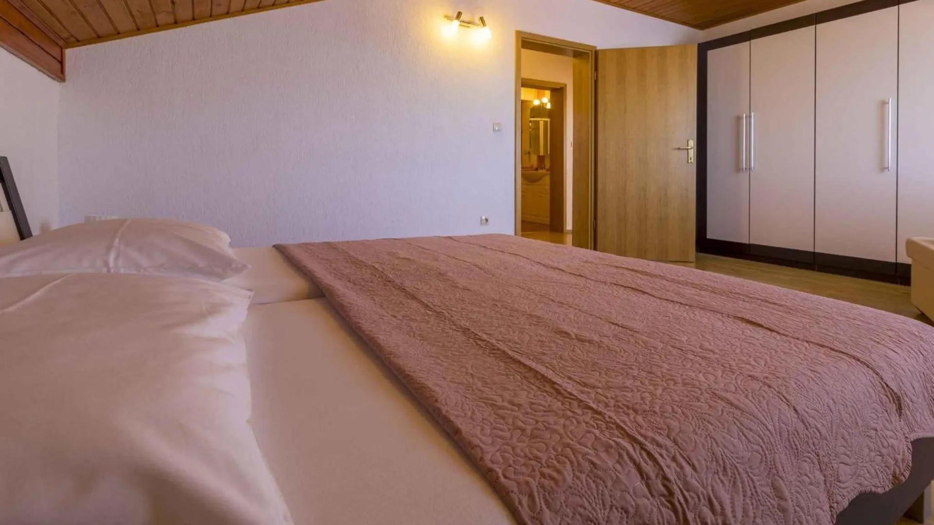Apartments In Povile 39116
