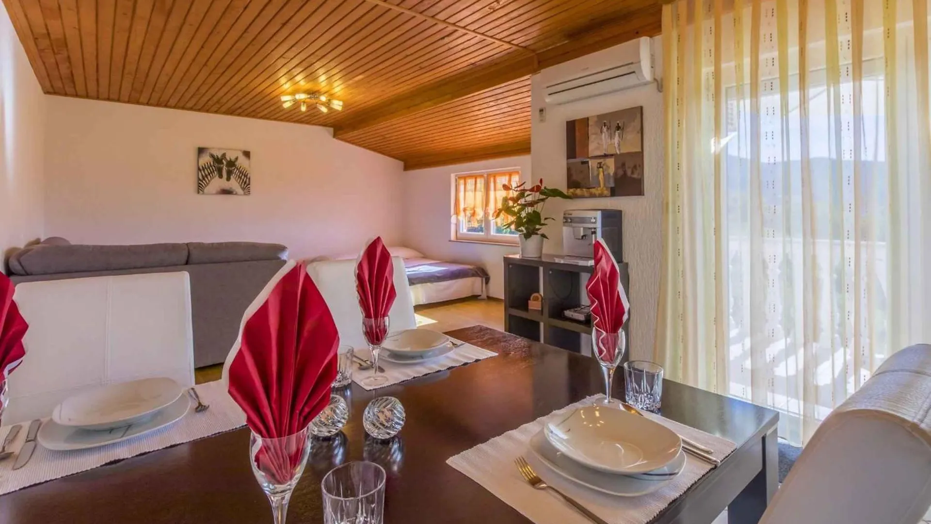 Apartments In Povile 39116