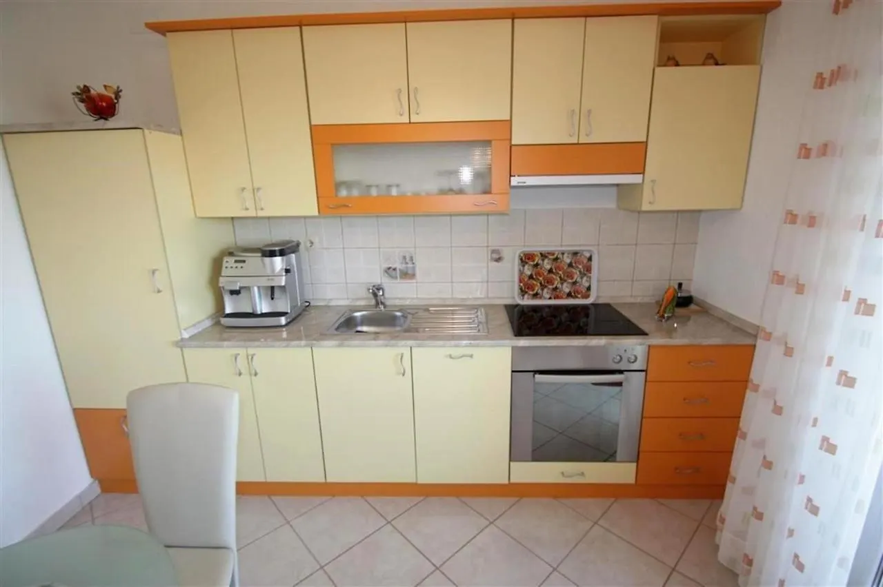 Apartments In Povile 39116 Kroatien